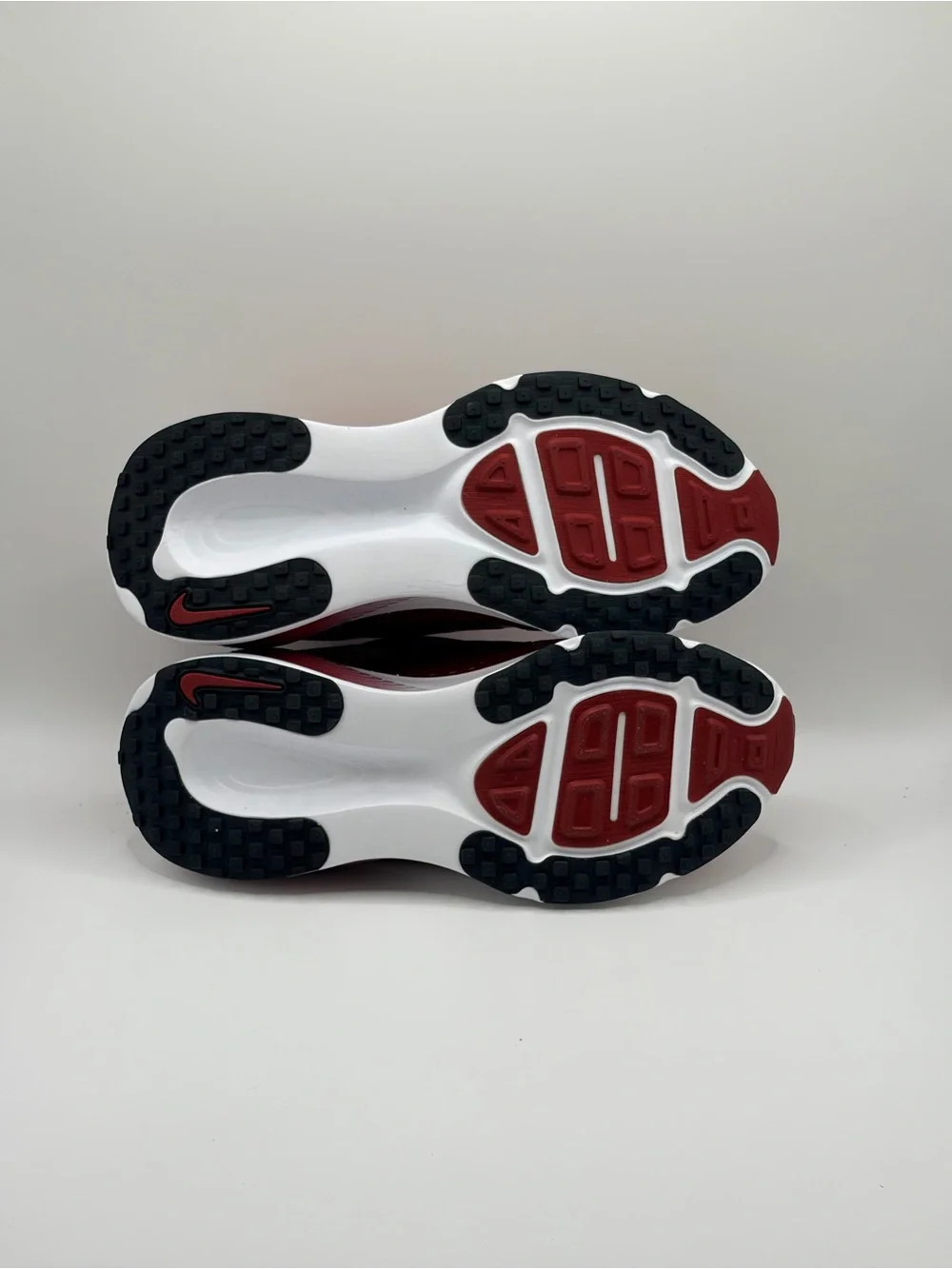 Nike Vomero 18 Red and Black ZoomX Running Shoes_6
